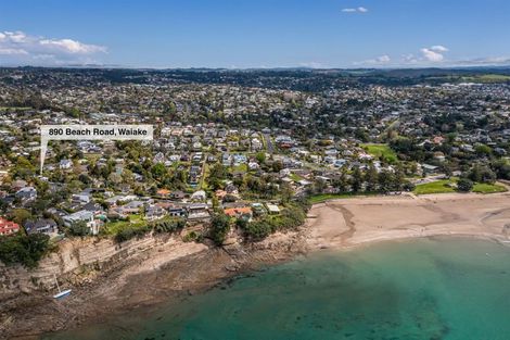 Photo of property in 890 Beach Road, Waiake, Auckland, 0630