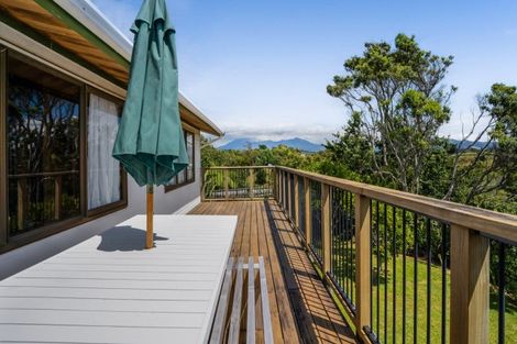 Photo of property in 17a Saint Ives Grove, Whalers Gate, New Plymouth, 4310