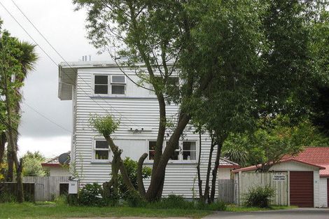 Photo of property in 30 Hooker Avenue, Bryndwr, Christchurch, 8053