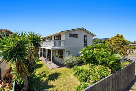 Photo of property in 115 Harbour Road, Ohope, 3121
