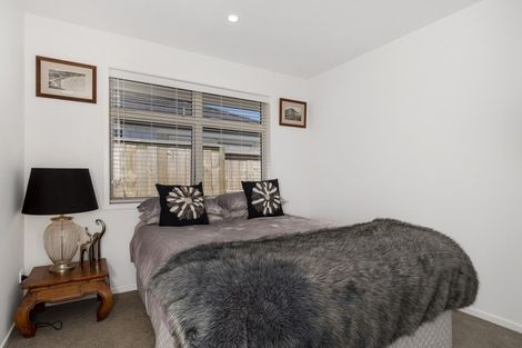 Photo of property in 5 Hanlow Place, Pyes Pa, Tauranga, 3112