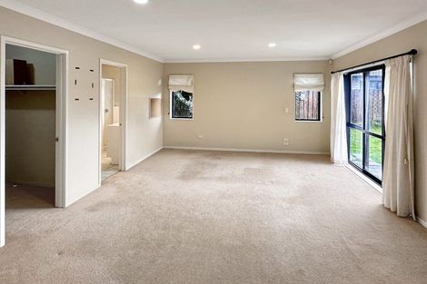 Photo of property in 35 Parkhaven Drive, Rosehill, Papakura, 2113