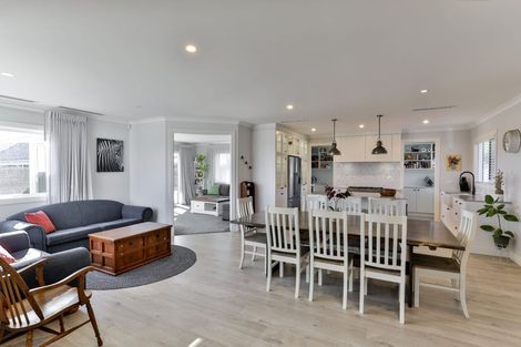 Photo of property in 2 Calcutta Road, Pukekohe, 2120