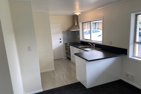 Photo of property in 30 Faith Bullock Place, New Lynn, Auckland, 0600