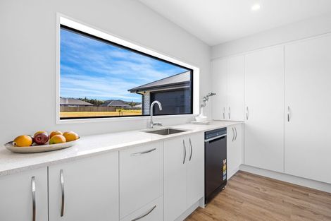 Photo of property in 40 Hilton Drive, Amberley, 7410