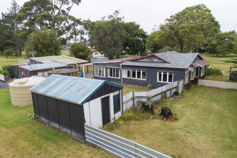 Photo of property in 63 Rangiotu Road, Himatangi, Palmerston North, 4477