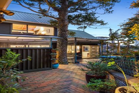 Photo of property in 45 Hillcrest Road, Hatfields Beach, Orewa, 0931