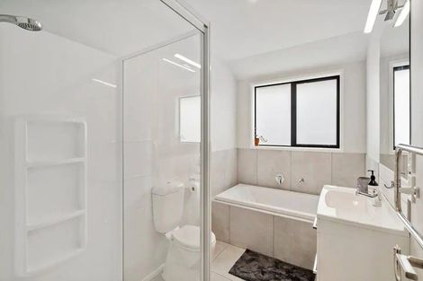 Photo of property in 1 Komata Crescent, Papamoa Beach, Papamoa, 3118