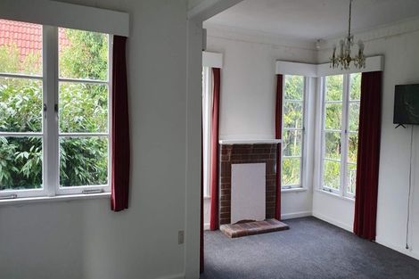 Photo of property in 16 Sale Street, Cockle Bay, Auckland, 2014