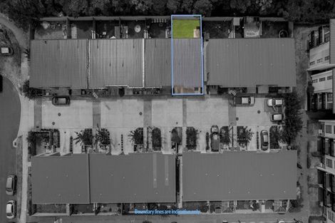 Photo of property in 12 Pangu Way, Mangere, Auckland, 2022