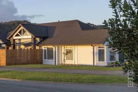 Photo of property in 121 Tapu Road, Huapai, Kumeu, 0810
