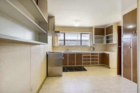 Photo of property in 2/28 Oakland Avenue, Papatoetoe, Auckland, 2025