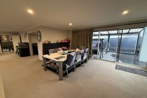 Photo of property in 1 Rodeo Drive, Kelvin Grove, Palmerston North, 4414
