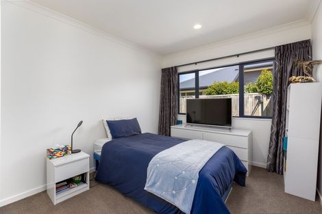 Photo of property in 3 Te Waihora Street, Pegasus, 7612