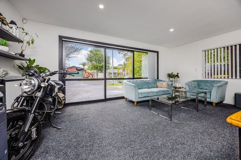 Photo of property in 36 Brylee Drive, Conifer Grove, Takanini, 2112