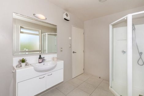 Photo of property in 21 Cadogan Street, Sydenham, Christchurch, 8023