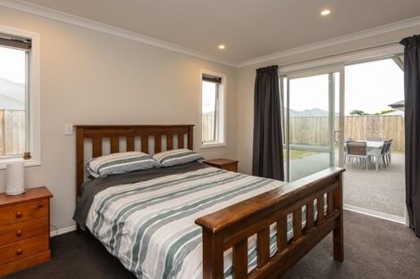 Photo of property in 67 Kippenberger Avenue, Rangiora, 7400