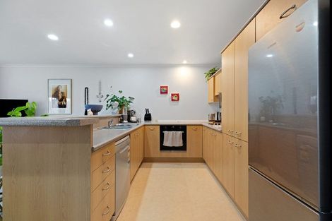 Photo of property in 32d Miro Street, Mount Maunganui, 3116