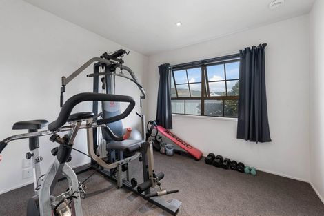 Photo of property in 8 Taurus Place, Kawaha Point, Rotorua, 3010