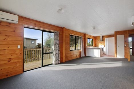 Photo of property in 33a Stevenson Road, Clarks Beach, 2122