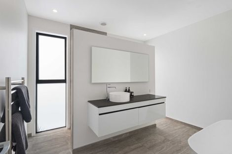 Photo of property in 17 Awatea Drive, Whitianga, 3510