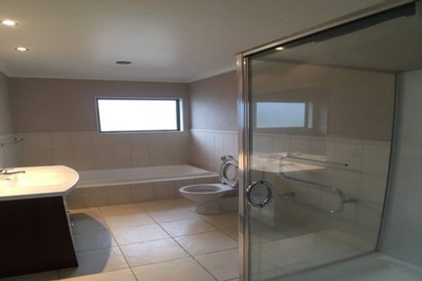 Photo of property in 143 Cyril French Drive, Flat Bush, Auckland, 2016