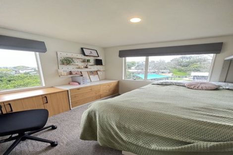 Photo of property in 3/57 Gladstone Road, Northcote, Auckland, 0627