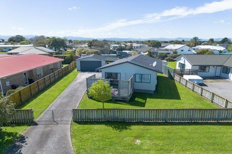 Photo of property in 3 Madgwick Place, Ngatea, 3503