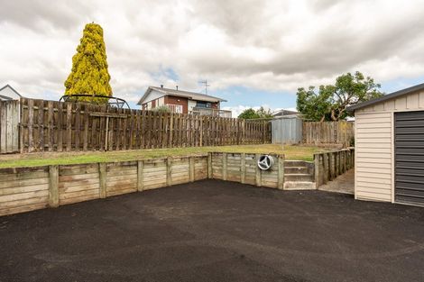 Photo of property in 19 Millar Place, Nawton, Hamilton, 3200