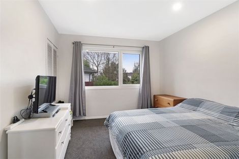 Photo of property in 23 Jenkins Avenue, Redwood, Christchurch, 8051