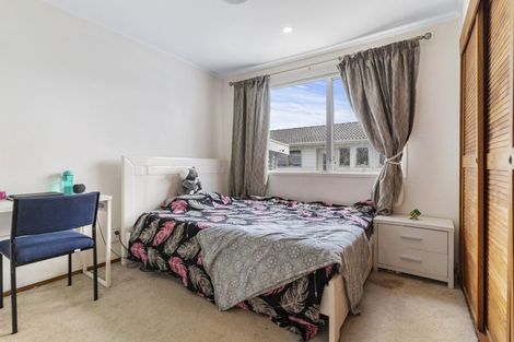 Photo of property in 369 Bucklands Beach Road, Bucklands Beach, Auckland, 2012