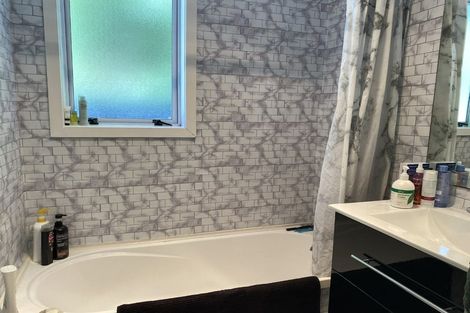 Photo of property in 5 Pah Road, Onerahi, Whangarei, 0110