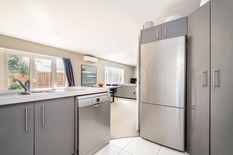 Photo of property in 21 Cadogan Street, Sydenham, Christchurch, 8023