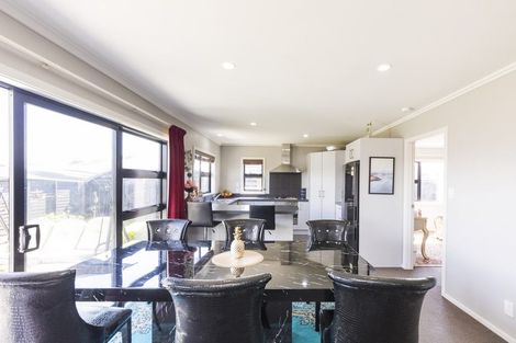Photo of property in 1 Angelina Way, Kelvin Grove, Palmerston North, 4414
