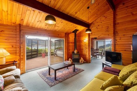 Photo of property in 19 Koromiko Crescent, Diamond Harbour, Lyttelton, 8971