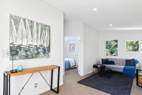 Photo of property in 17 Taumata Road, Omaha, Warkworth, 0986