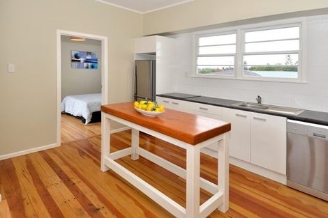 Photo of property in 58 Hillcrest Road, Papatoetoe, Auckland, 2025