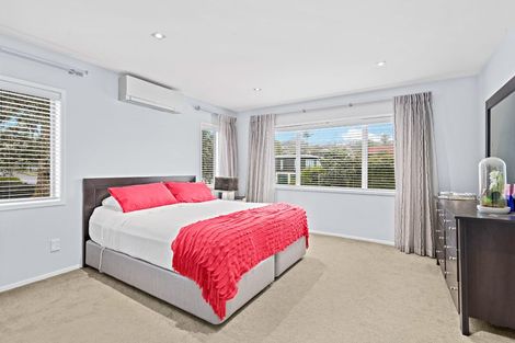 Photo of property in 54 Maxwelton Drive, Mairangi Bay, Auckland, 0630