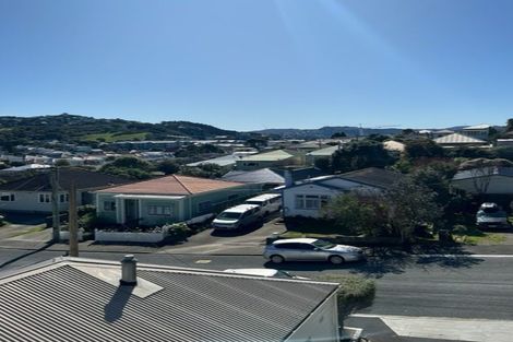 Photo of property in Beresford Apartments, 12/118 Russell Terrace, Berhampore, Wellington, 6023