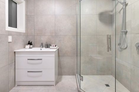 Photo of property in 52c Wainui Avenue, Point Chevalier, Auckland, 1022