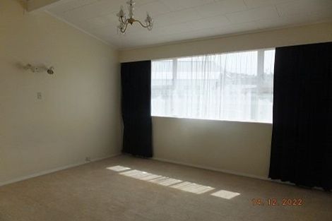 Photo of property in 1b Horoeka Street, Stokes Valley, Lower Hutt, 5019