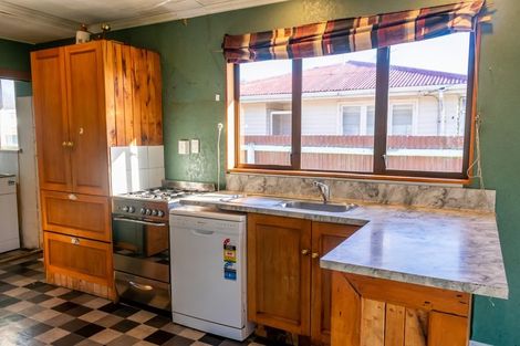 Photo of property in 80 Scott Street, Strathern, Invercargill, 9812