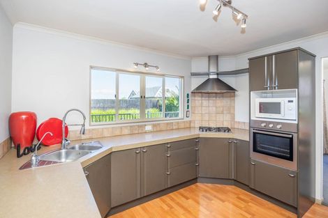 Photo of property in 11 Gavin Heights, Rototuna, Hamilton, 3210