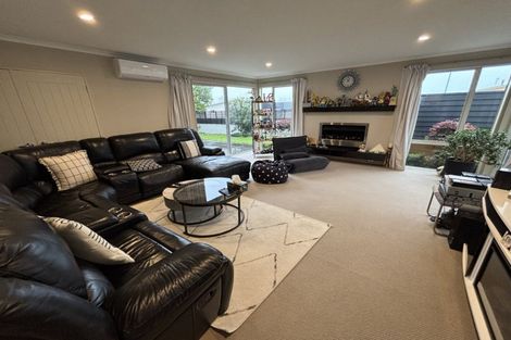 Photo of property in 1 Rodeo Drive, Kelvin Grove, Palmerston North, 4414