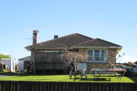 Photo of property in 24 Taniwharau Street, Huntly, 3700