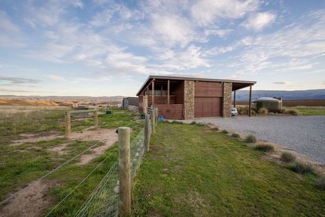 Photo of property in 309 Golden Road, Springvale, Alexandra, 9393