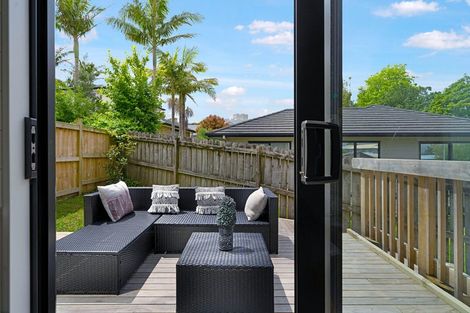 Photo of property in 8/105 Hobsonville Road, West Harbour, Auckland, 0618