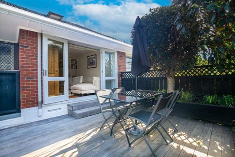 Photo of property in 13h Watson Avenue, Sandringham, Auckland, 1025