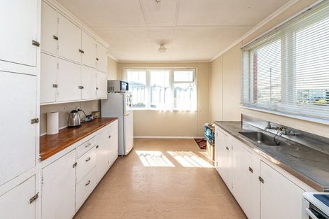 Photo of property in 157 Puriri Street, Castlecliff, Whanganui, 4501