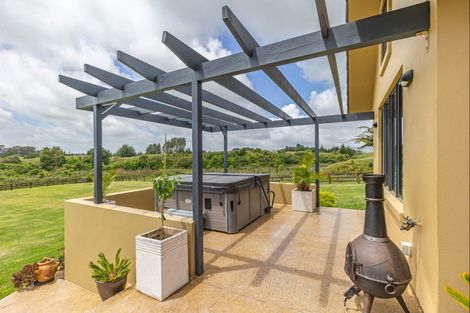 Photo of property in 100 Lea Grove, Levin, 5572